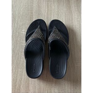 PREOWNED … CROCS “Size: 9W”Duel Comfort Sandals / Shoes